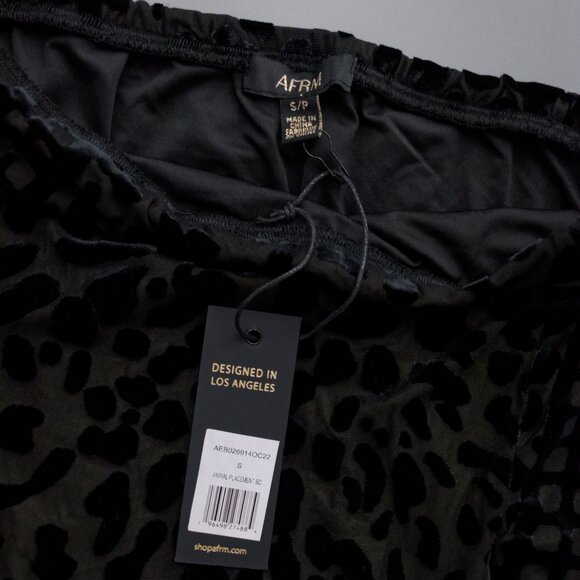 AFRM - Noir Velvet Set - Picture 4 of 7